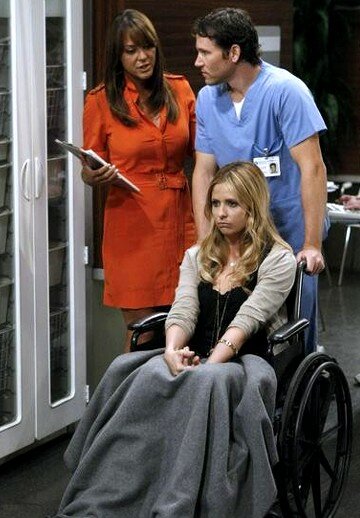 Eva LaRue and Sarah Michelle Gellar