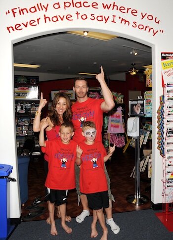 Eric Martsolf (Brady, Days of our Lives) at his new kids gym