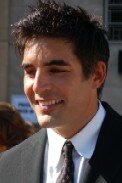 Galen Gering (Luis, Passions)