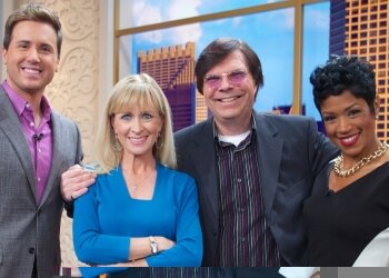 Ryan Chiaverni, Tracy Butler, Soapdom's Mark Wilows, and Val Warner (c) ABC/Tyler Furlan